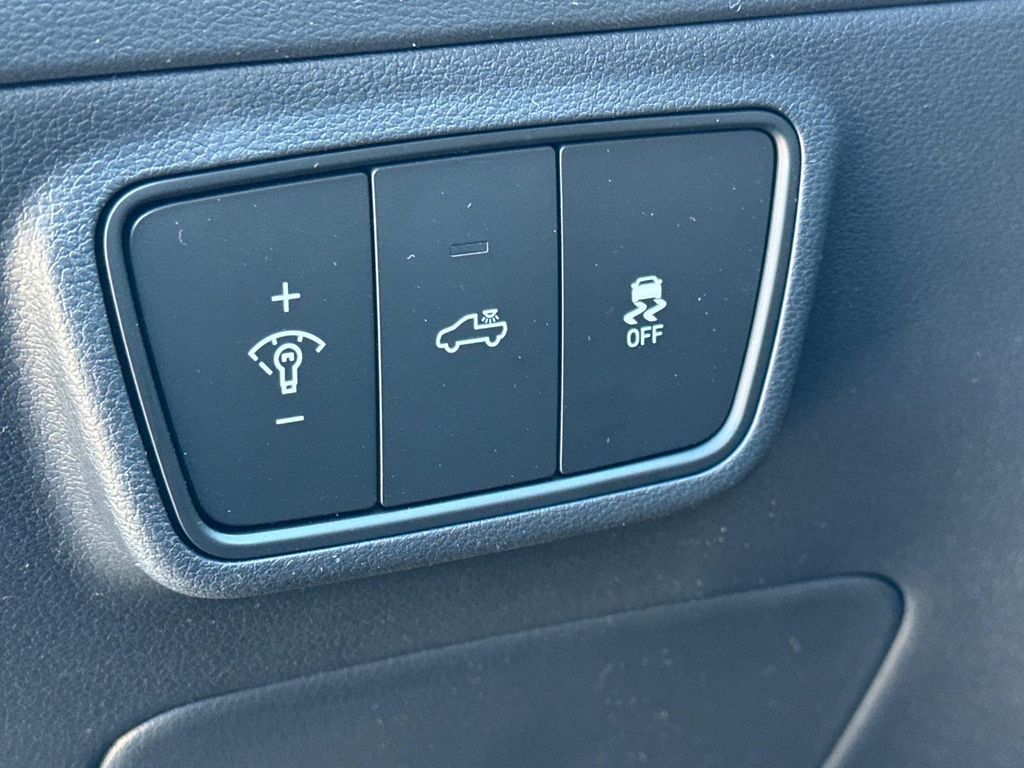 2024 Hyundai Santa Cruz Limited Image 19 of 25