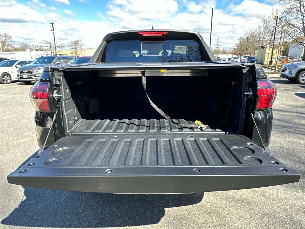 2024 Hyundai Santa Cruz Limited Image 9 of 25