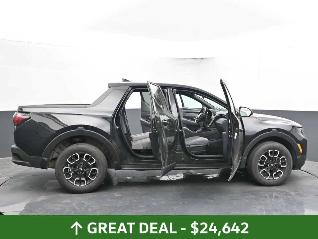 Vehicle image 22 of 75
