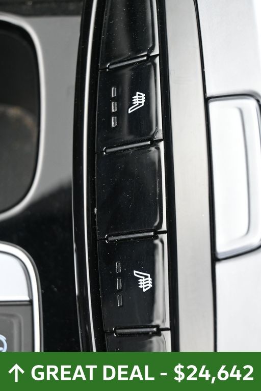 Vehicle image 63 of 75