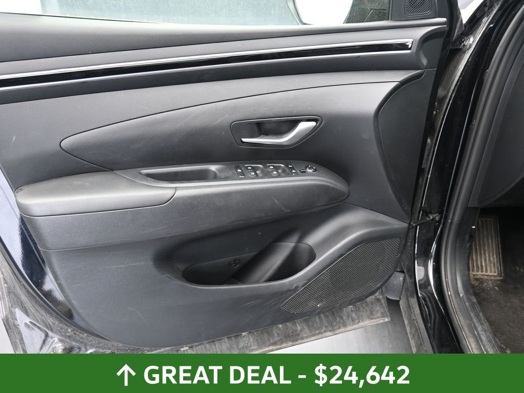 Vehicle image 61 of 75