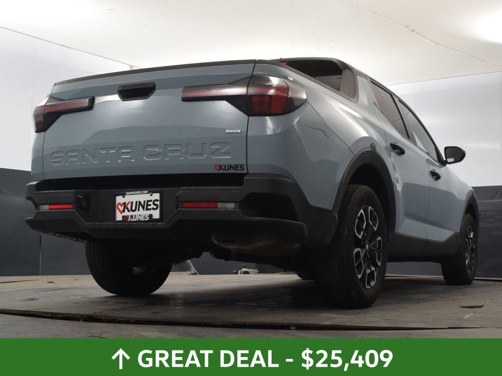Vehicle image 36 of 75