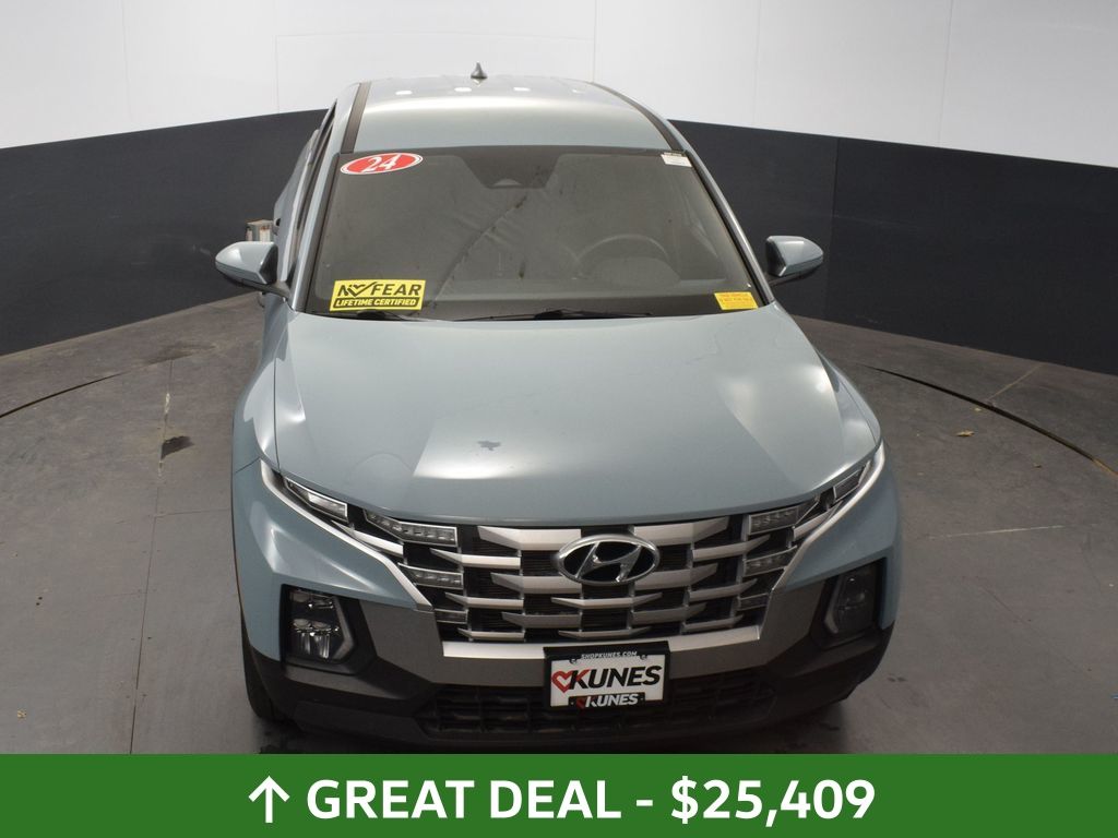 Vehicle image 8 of 75