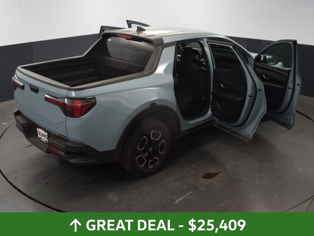 Vehicle image 32 of 75