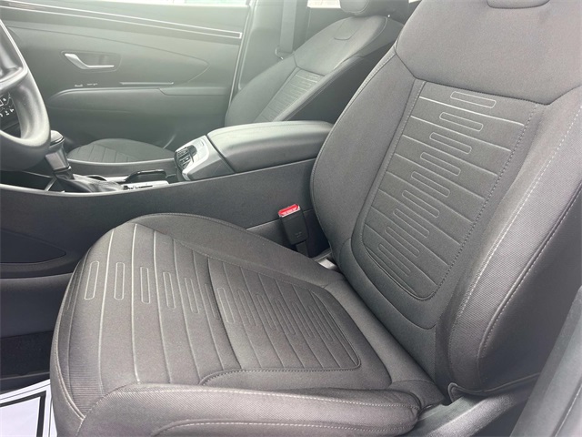 Vehicle image 29 of 50