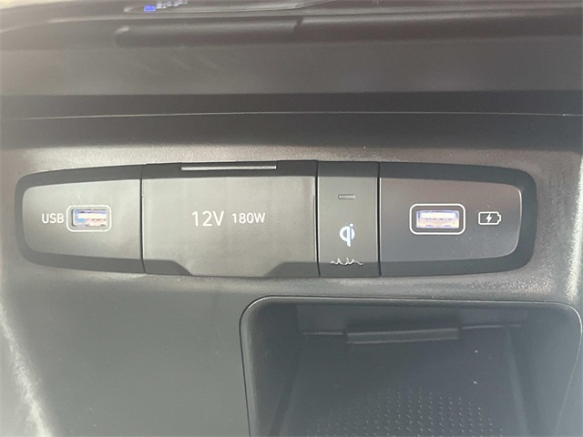 Vehicle image 36 of 50