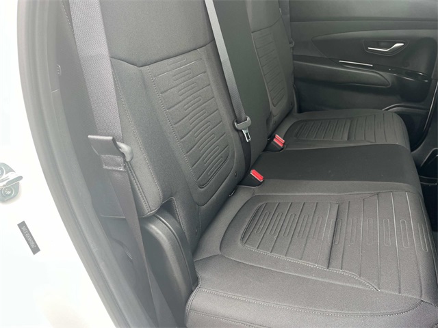 Vehicle image 23 of 50