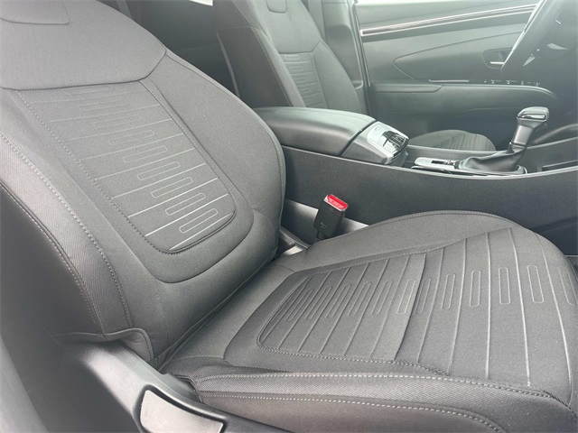 Vehicle image 26 of 50