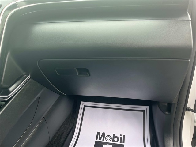 Vehicle image 25 of 50