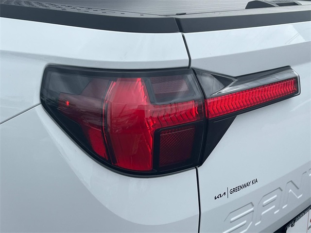 Vehicle image 11 of 50