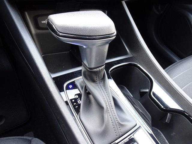 2024 Hyundai Santa Cruz SEL Image 14 of 17