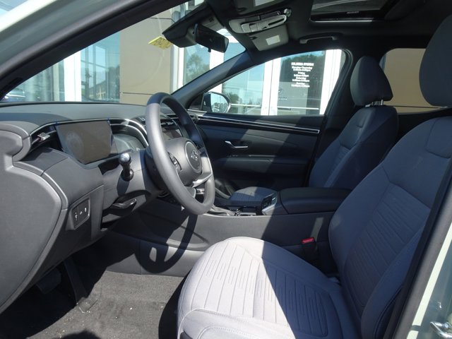 2024 Hyundai Santa Cruz SEL Image 9 of 13