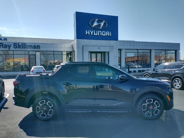 Vehicle image 4 of 33