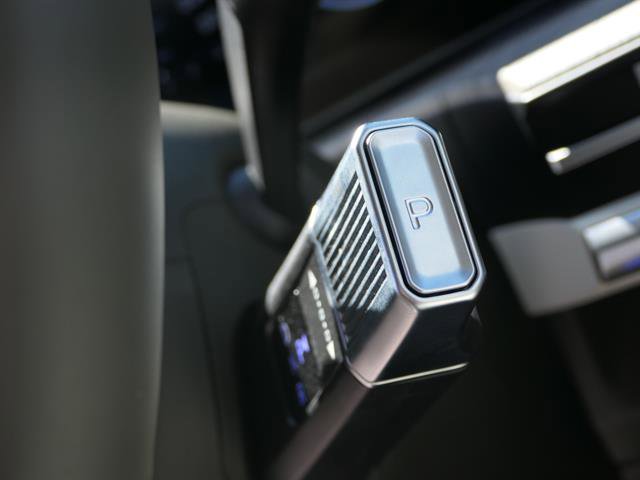 Vehicle image 20 of 48