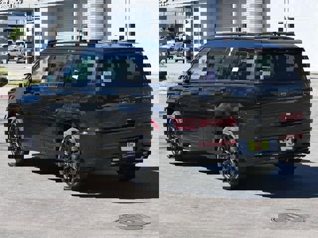 Vehicle image 12 of 48