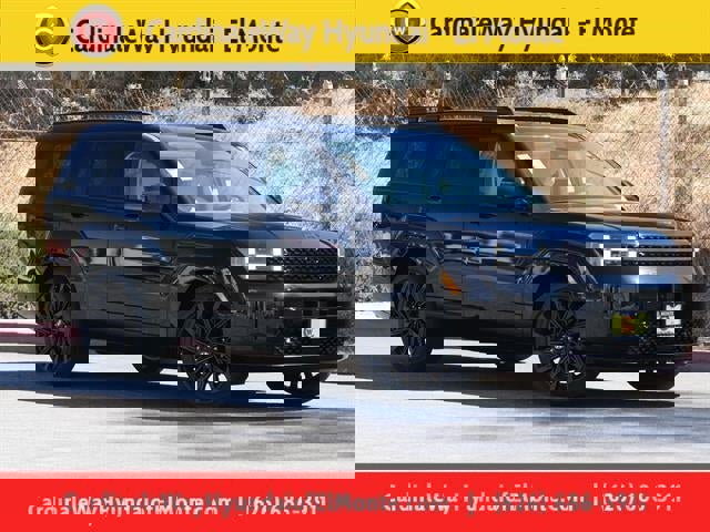 Vehicle image 4 of 48