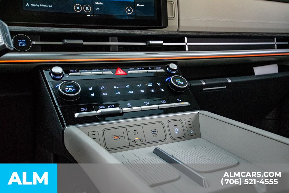 2024 Hyundai Santa Fe Calligraphy Image 15 of 49