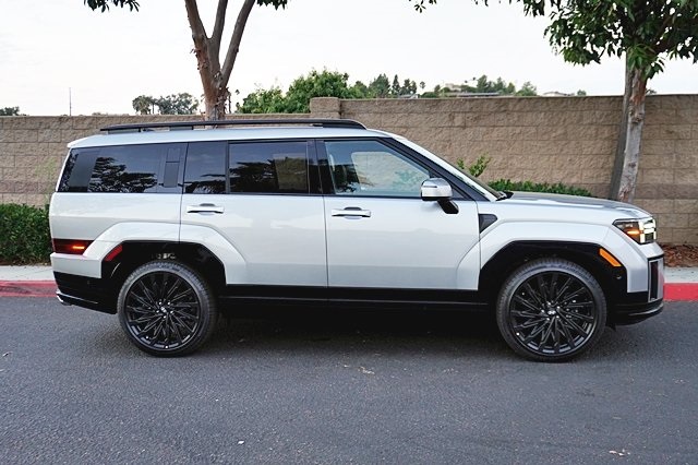 Vehicle image 6 of 46