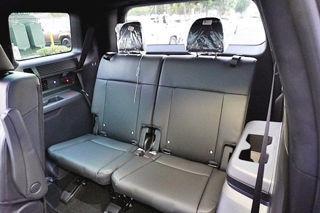Vehicle image 23 of 46