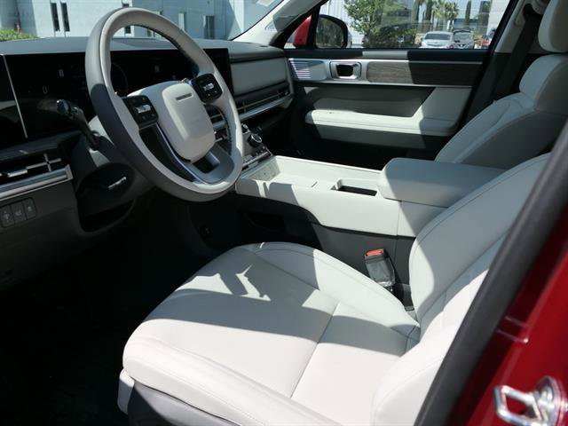 Vehicle image 11 of 35