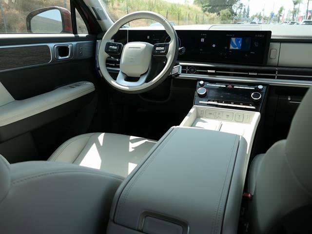 Vehicle image 29 of 35