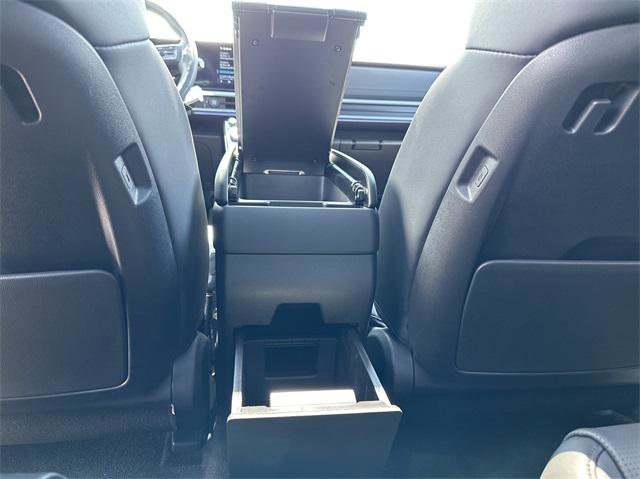 2024 Hyundai Santa Fe Calligraphy Image 17 of 40