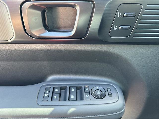 2024 Hyundai Santa Fe Calligraphy Image 29 of 40