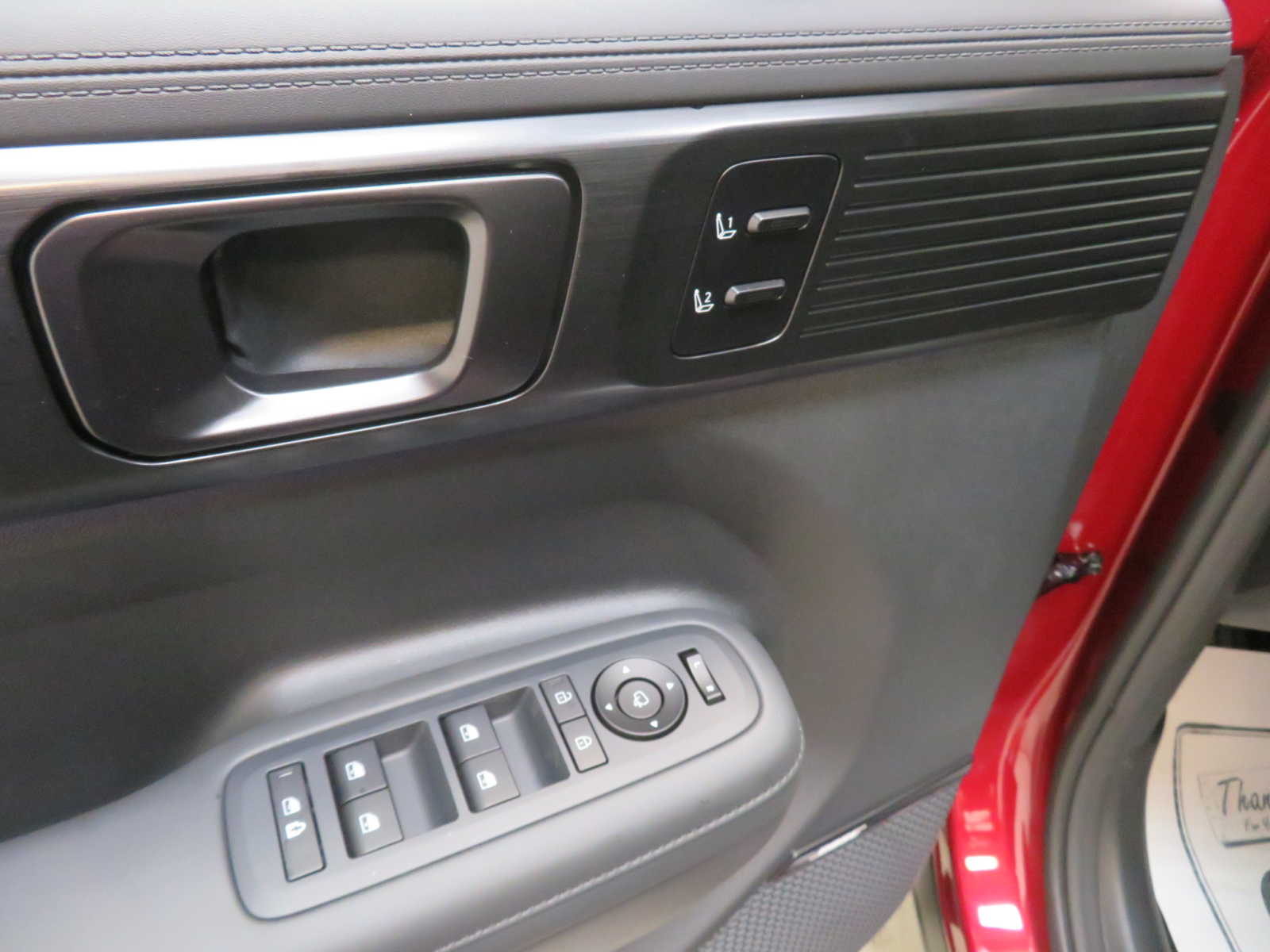 Vehicle image 11 of 20