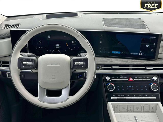 Vehicle image 17 of 19