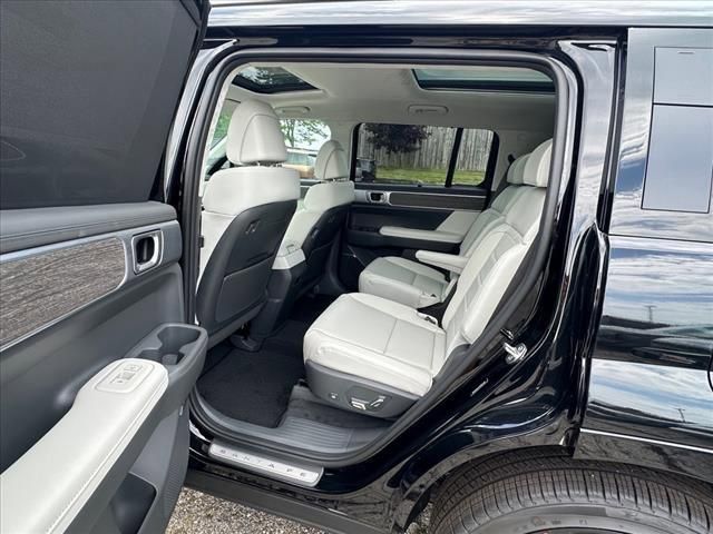 2024 Hyundai Santa Fe Calligraphy Image 5 of 5