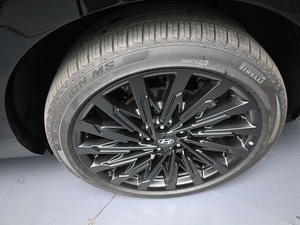 2024 Hyundai Santa Fe Calligraphy Image 34 of 50