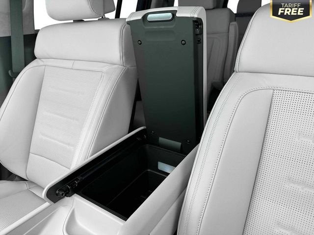 Vehicle image 18 of 19