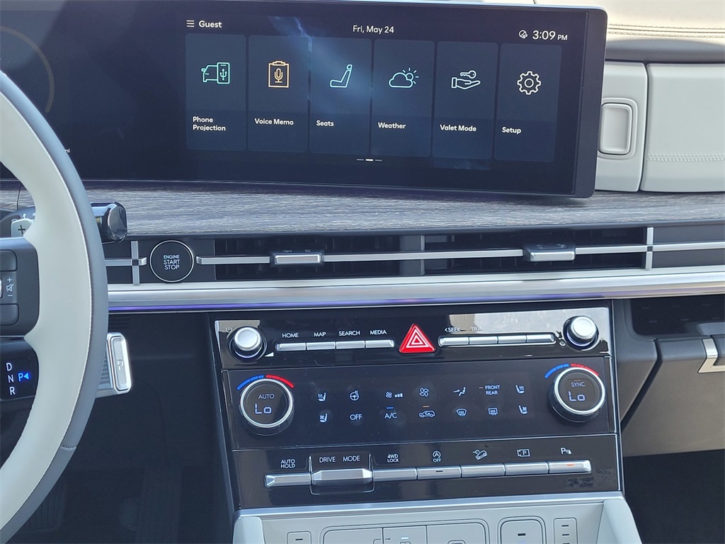 Vehicle image 21 of 35