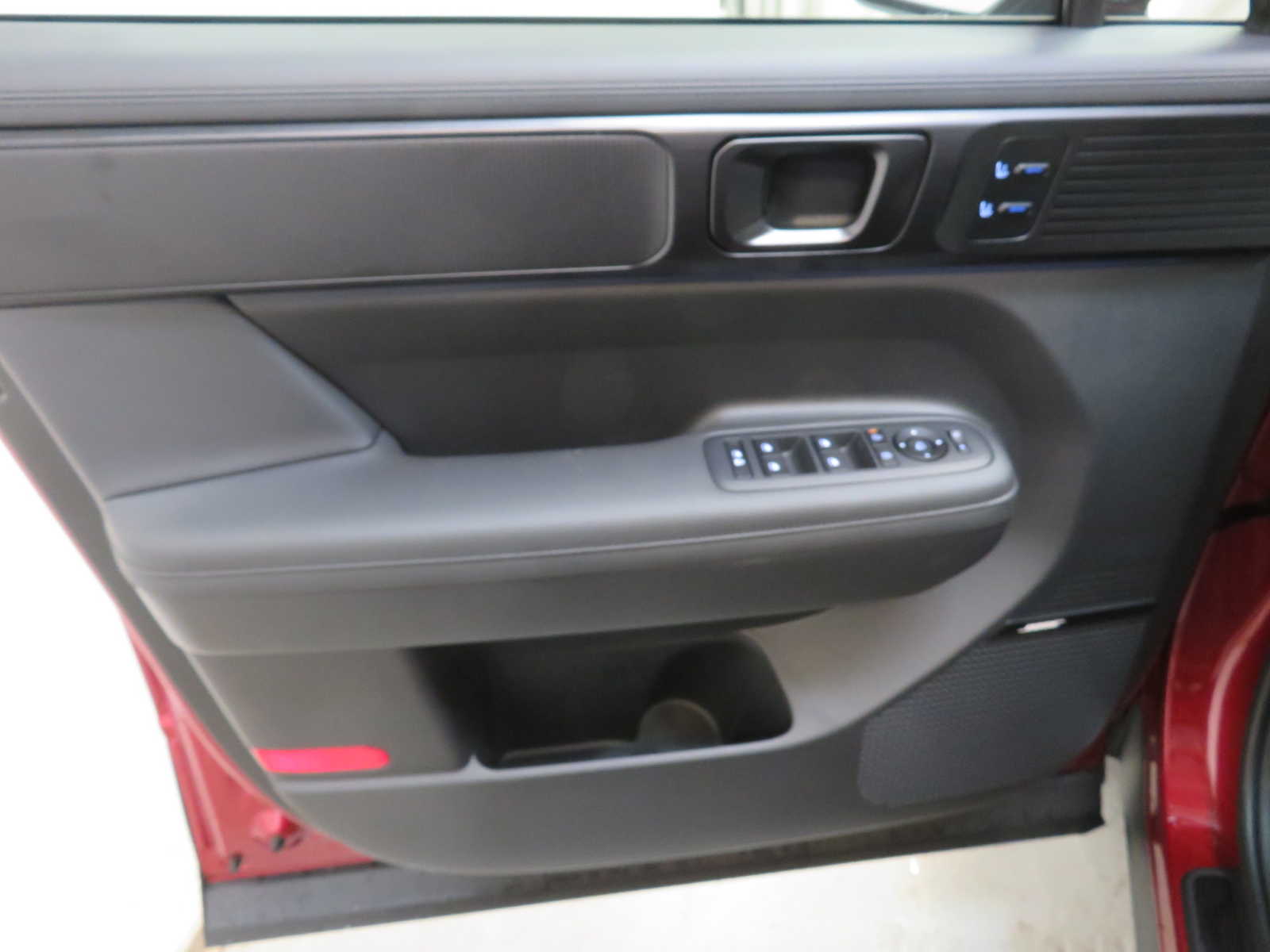 Vehicle image 10 of 20
