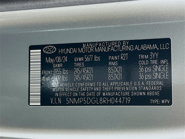 Vehicle image 18 of 20