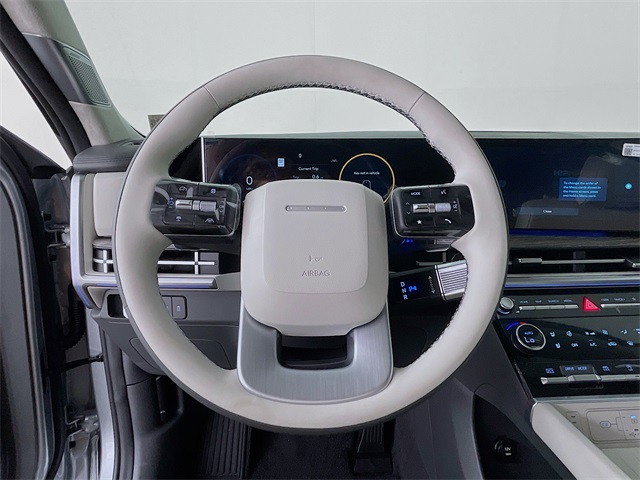 Vehicle image 19 of 20