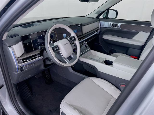 Vehicle image 9 of 20