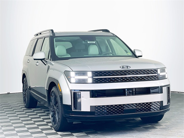 Vehicle image 2 of 20