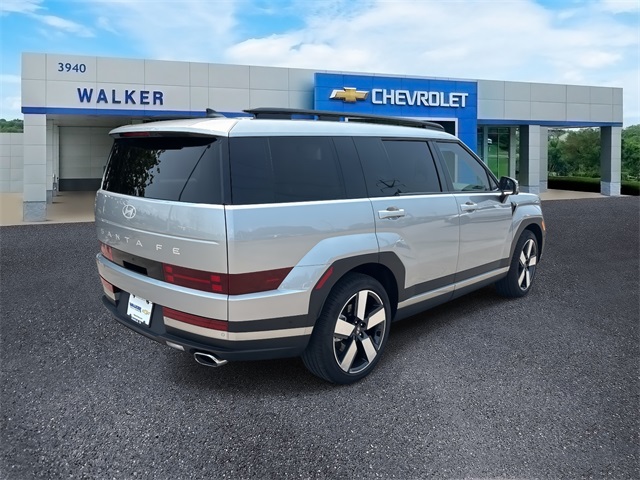 Vehicle image 5 of 44