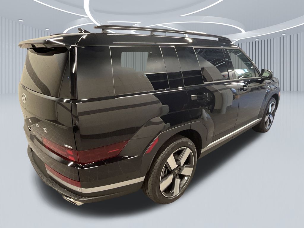 2024 Hyundai Santa Fe Limited Image 5 of 9
