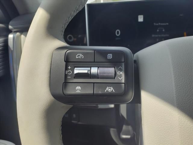 Vehicle image 21 of 22