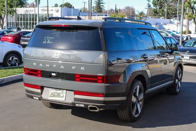 Vehicle image 4 of 28