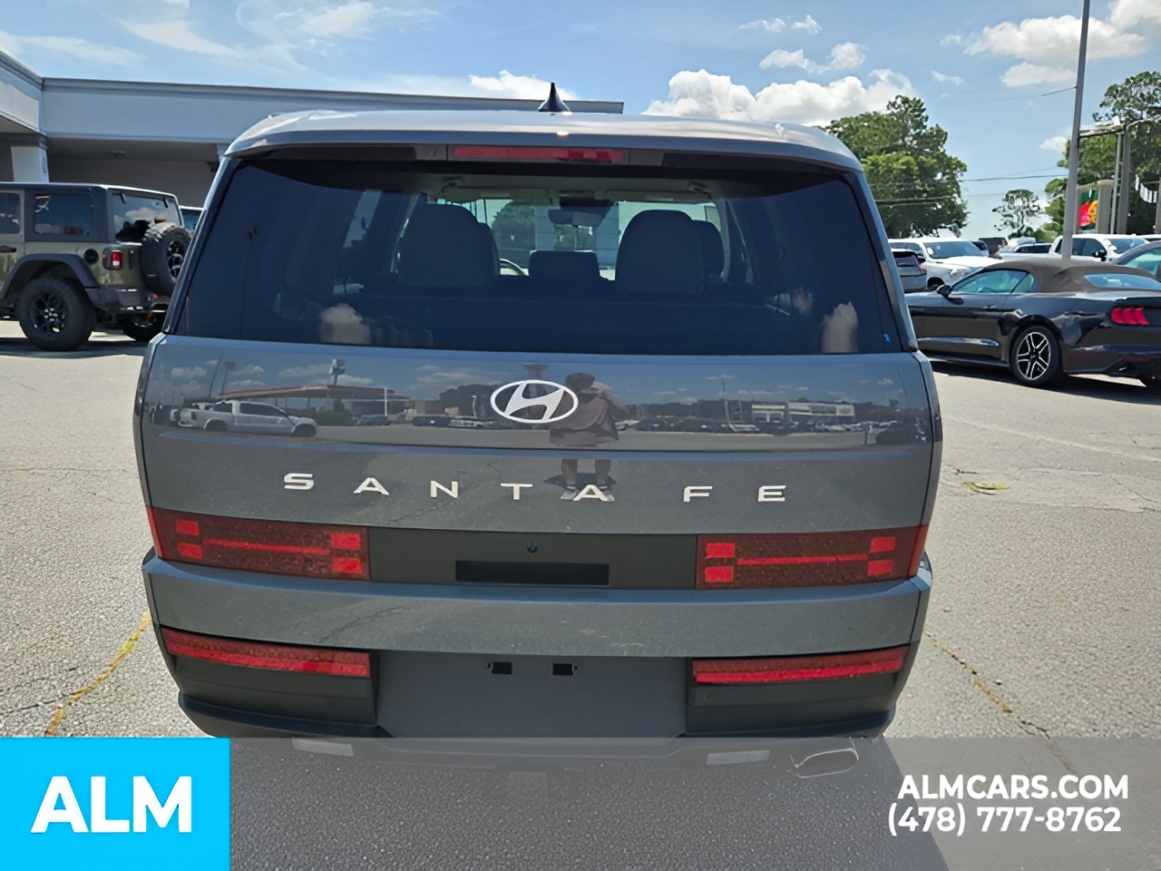 Vehicle image 37 of 39