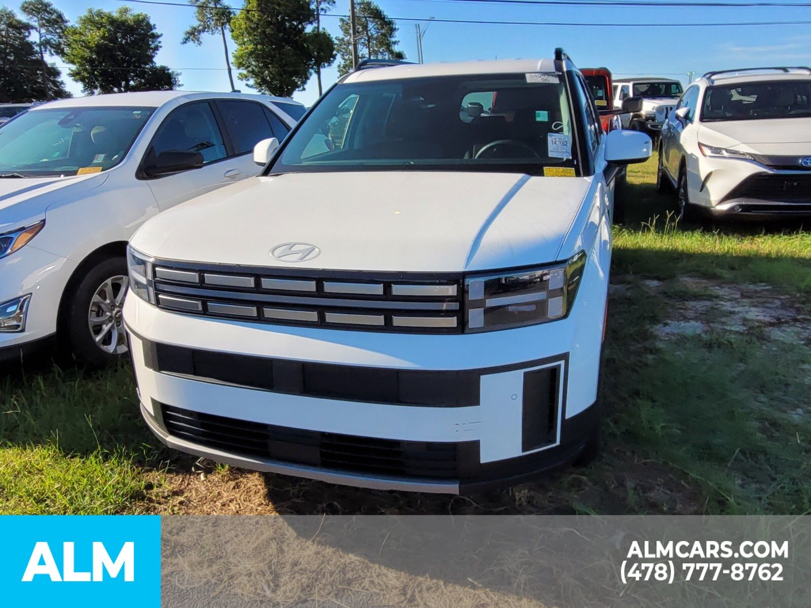 Vehicle image 4 of 24