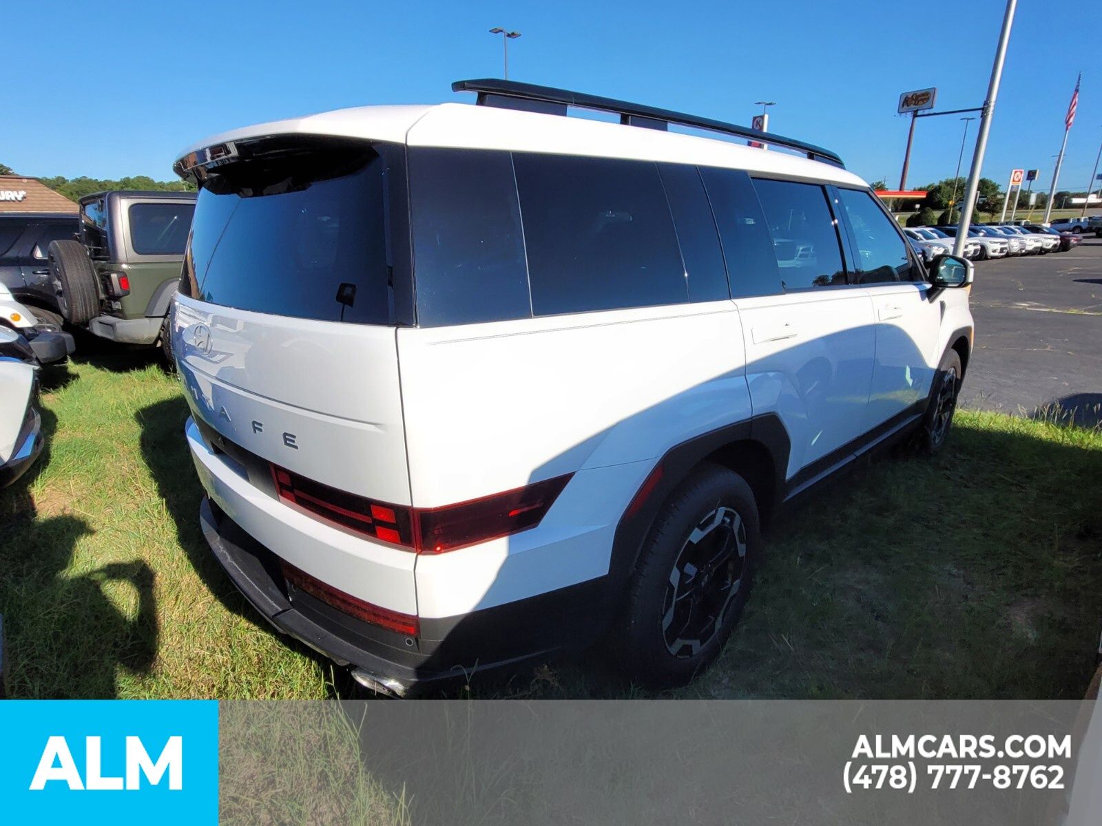 Vehicle image 11 of 24