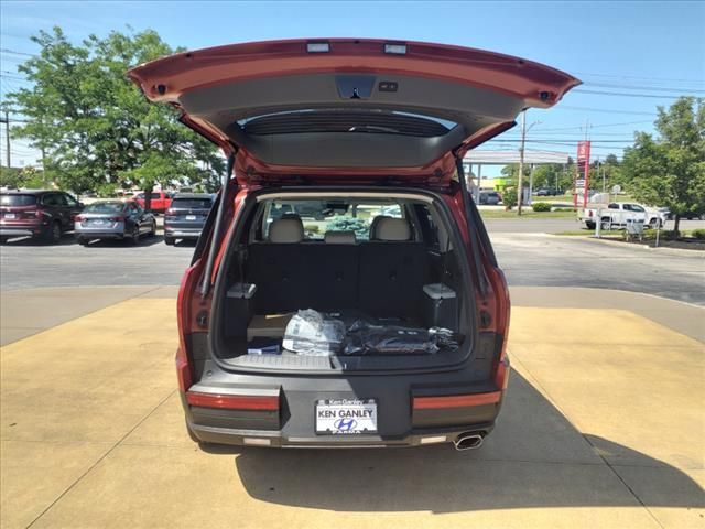 Vehicle image 9 of 21