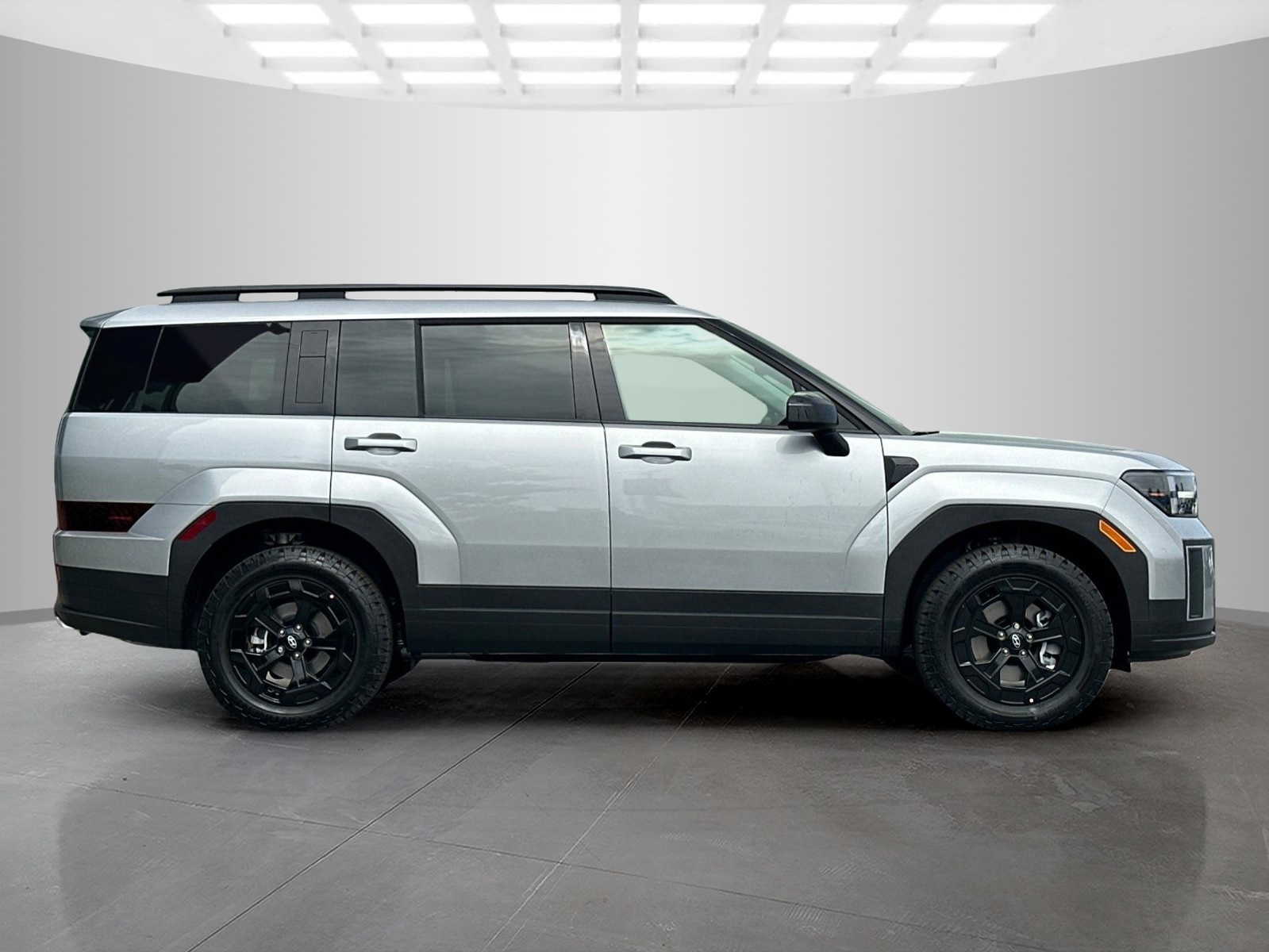 Vehicle image 5 of 32