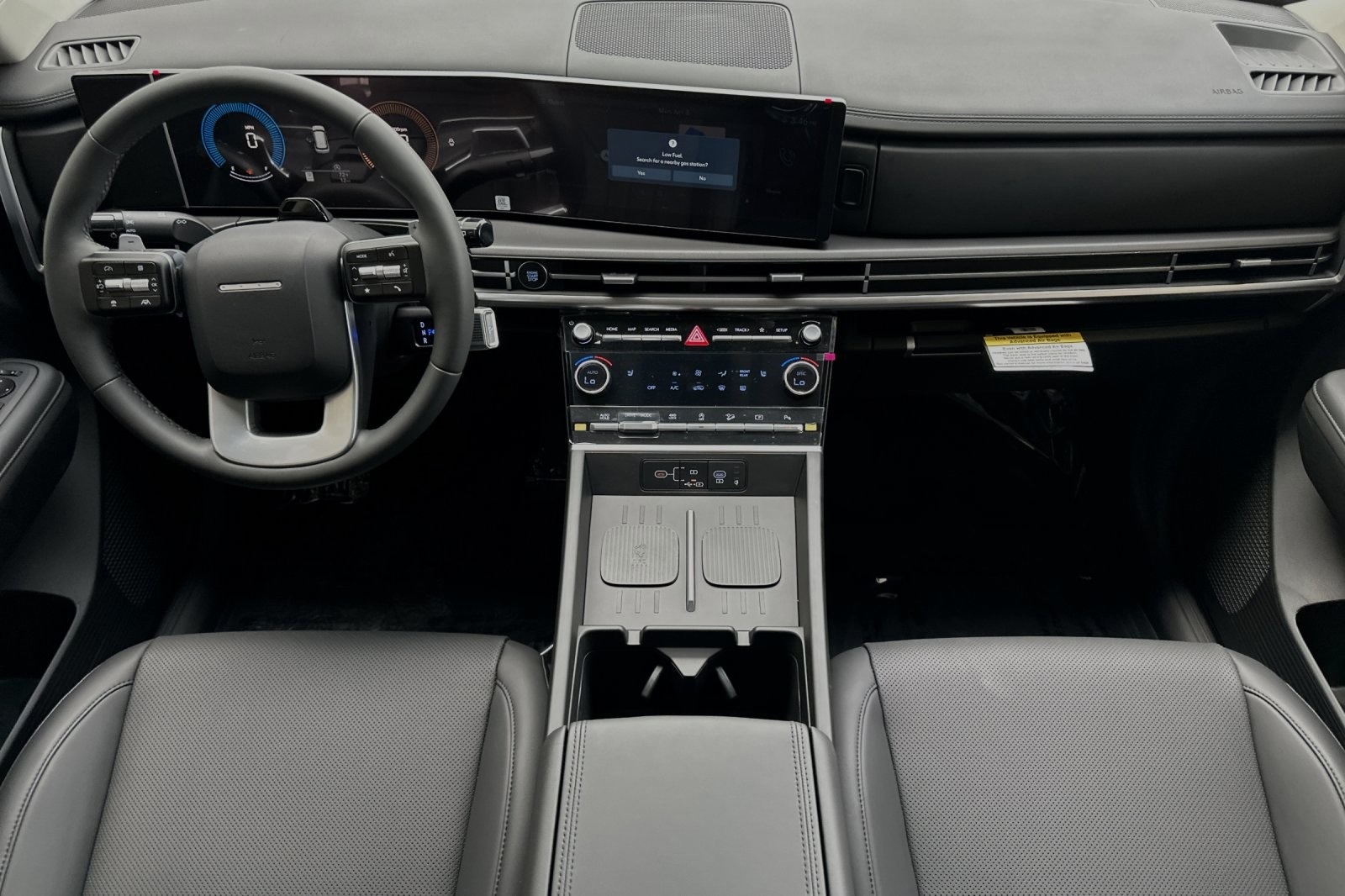 Vehicle image 14 of 32