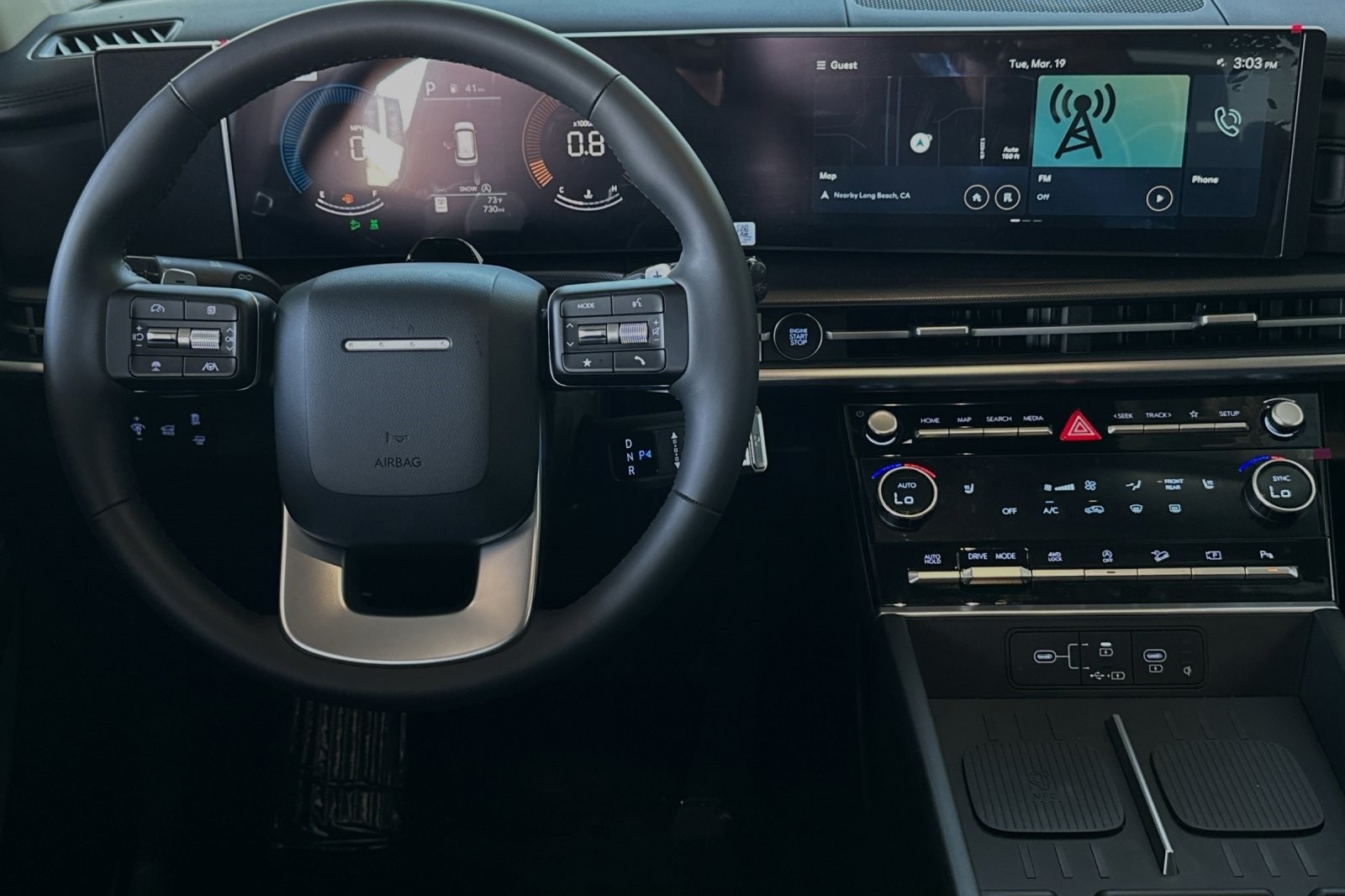 Vehicle image 33 of 34