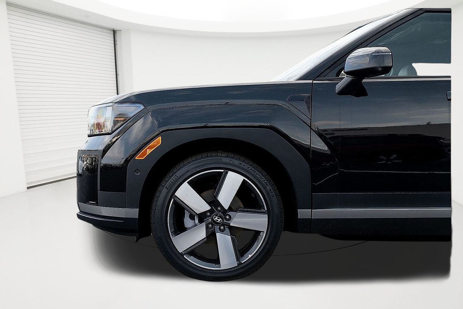 2024 Hyundai Santa Fe Hybrid Limited Image 7 of 20